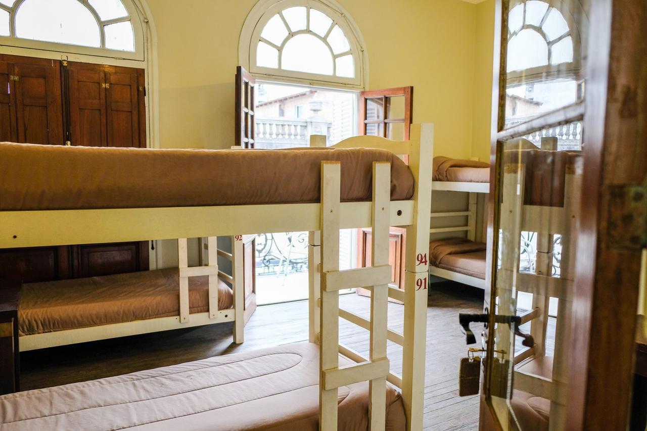 Hostel Del Centro San Miguel de Tucumán Esterno foto